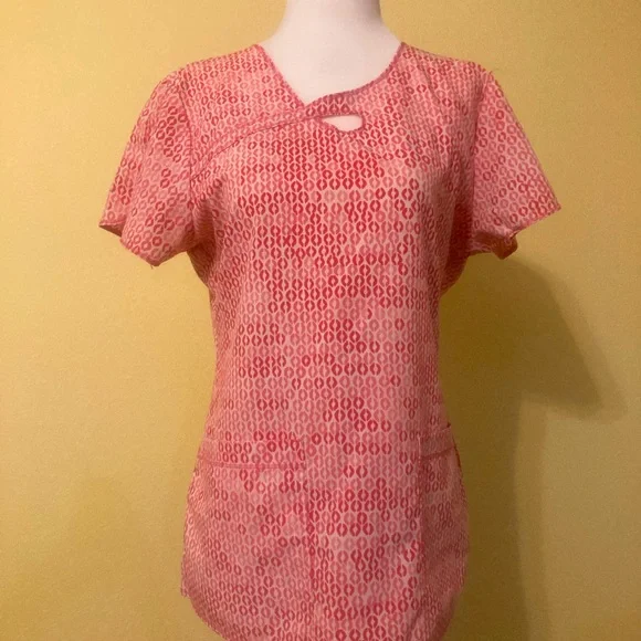 The perfect scrub top! Light and stylish! - Picture 1 of 6